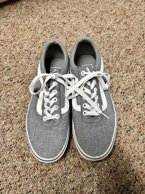 Women’s Vans Gray Canvas Low-Top Sneakers with White Stripe- Size 7.5 NWOT